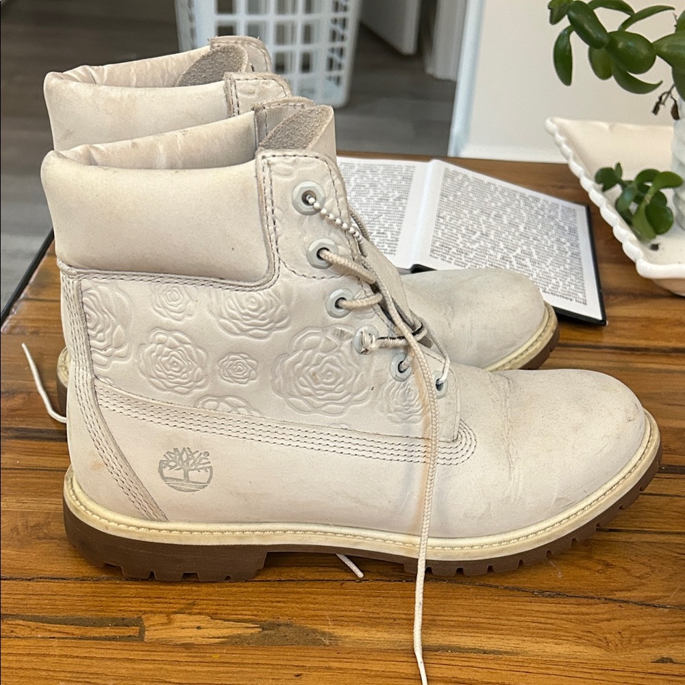 Timberland Women's Cream Embossed Combat Boots